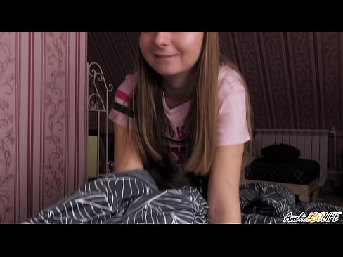 ❤️ Blondie የቢኤፍኤፍዋን በጥልቅ ትጠባባታለች እና በአፍዋ ድመች። ❤❌ የፊንጢጣ ቪዲዮ ❤